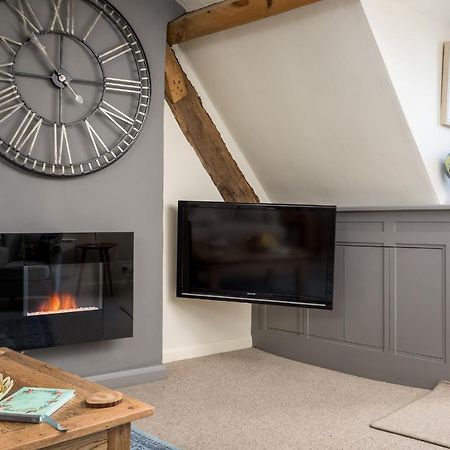 The Loft: Unique, Romantic, Grade II Listed, Dog Friendly Stow-on-the-Wold Exterior foto